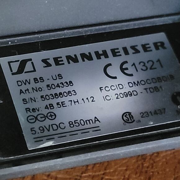 Sennheiser DW BS-US Pro 2 Charging Base with Power Adapter - Picture 10 of 14